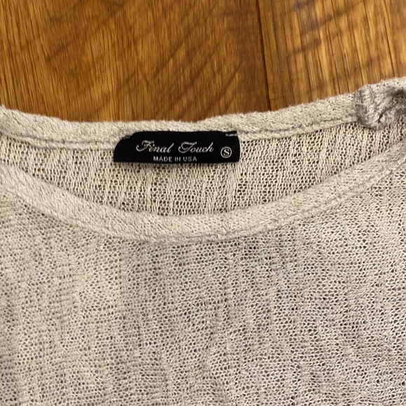 Classy, mesh type cotton shirt. - Picture 2 of 3